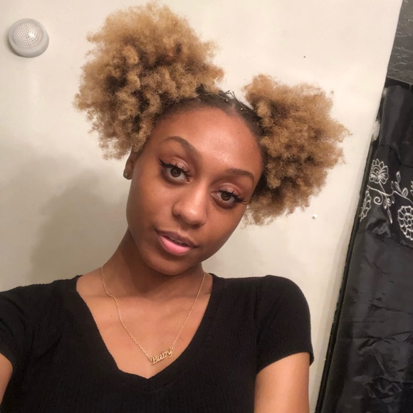 Meet your Posher, Amber - Picture 6 of 6